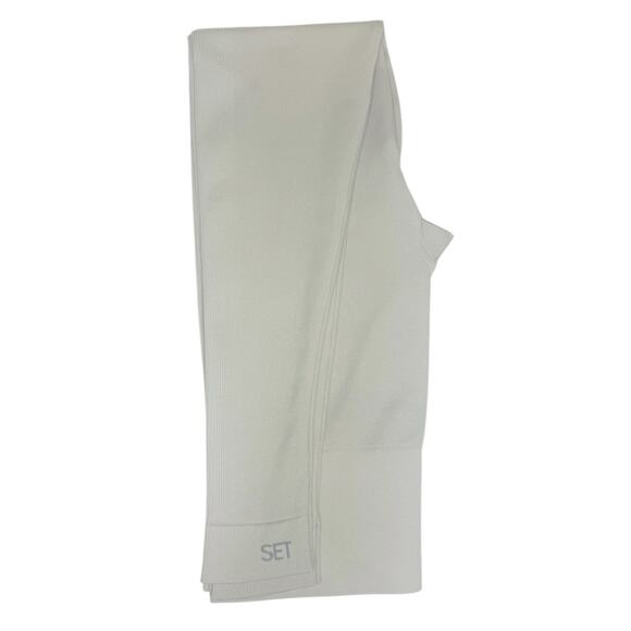 SET Active Sculptflex Leggings in Oatmilk Size Medium - Picture 6 of 8